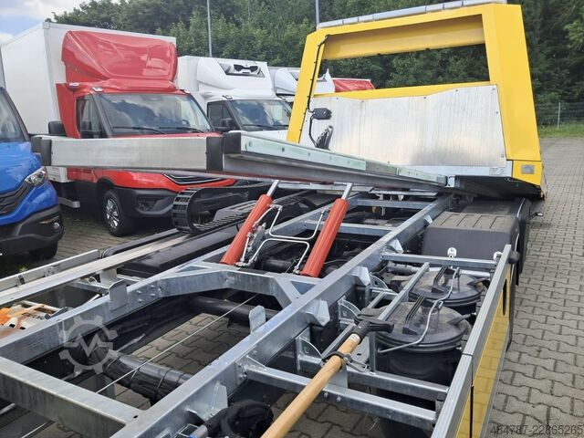 Abschleppwagen IVECO 70C18HA8 Daily D/P Doppelkabine Schiebeplateau-