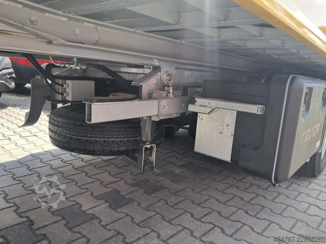 Abschleppwagen IVECO 70C18HA8 Daily D/P Doppelkabine Schiebeplateau-