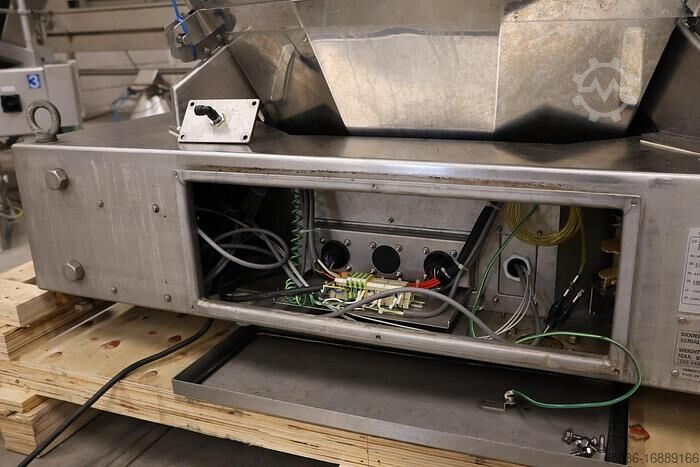 2006 Yamato ADW-514-SWH multihead weigher Yamato ADW-514-SWH multihead weigher