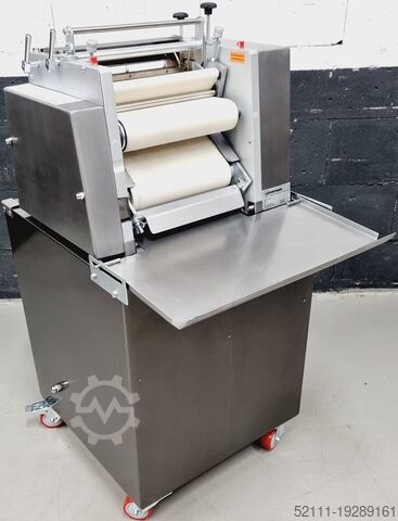 Hörnchenwickelmaschine Universum HWM 30