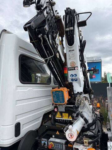 Truck-mounted crane van MERCEDES-BENZ Atego 818 Kipper KRAN 14m SEILWINDE FUNK AHK