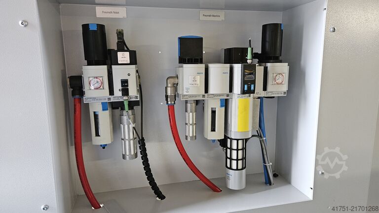 Spritzgießmaschine Arburg 630 H 2500-400 mit Multilift