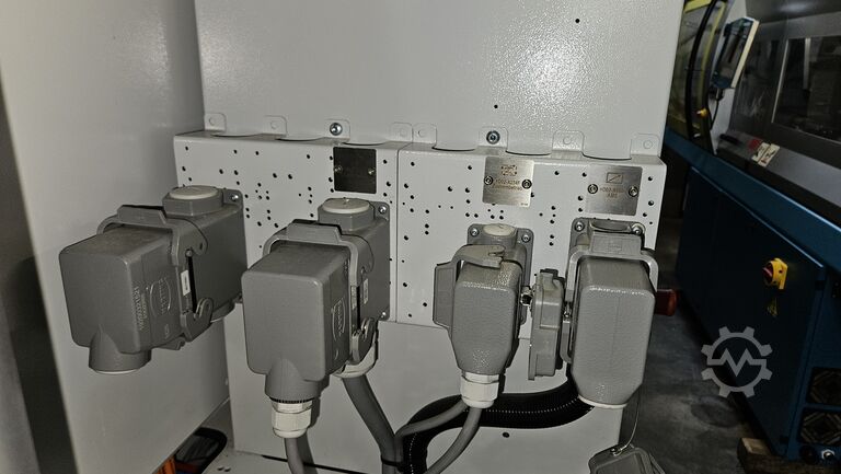 Spritzgießmaschine Arburg 630 H 2500-400 mit Multilift