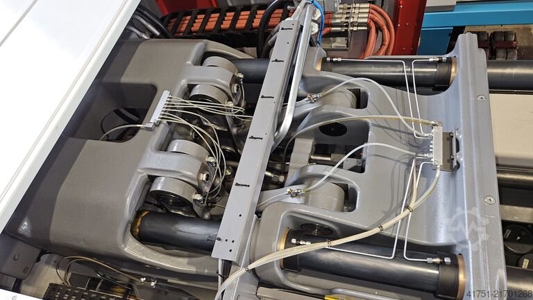 Spritzgießmaschine Arburg 630 H 2500-400 mit Multilift