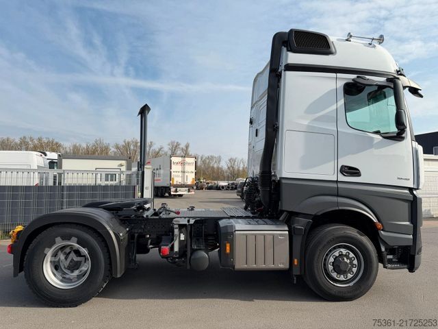 Standard tractor unit MERCEDES-BENZ Actros Gigaspace 1848 4x4 HAD Hydro. RETARDER