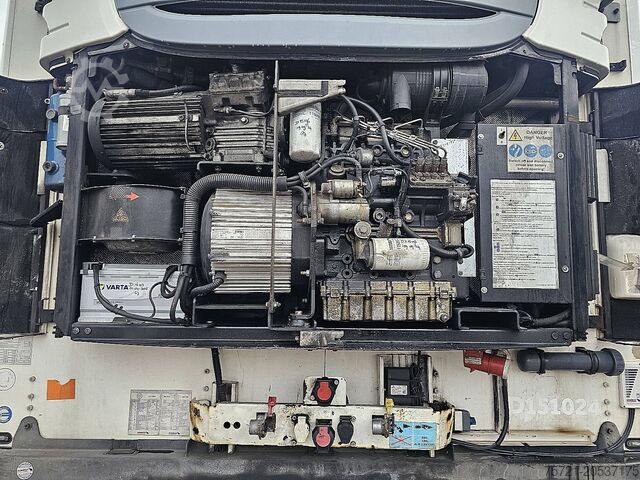 Refrigerated/frozen transport SCHMITZ N/A