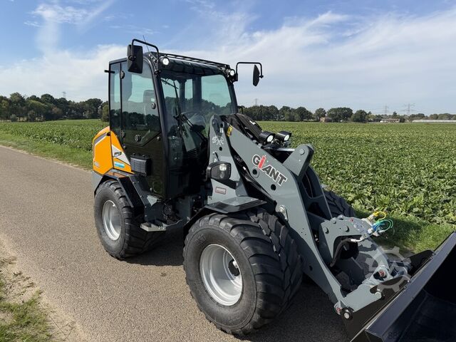 Giant G3500 wheel loader 2026, 77 hours, DEMO, €899 LEASE GIANT G3500 shovel 2026 77 uur DEMO €899 LEASE