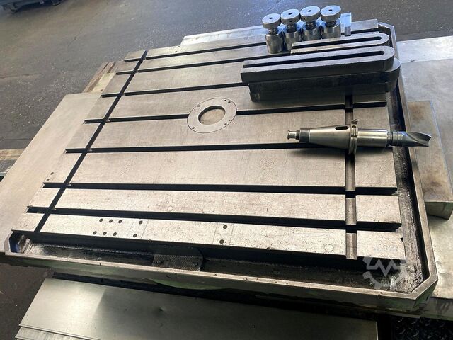 Table boring mill TOS Varnsdorf WH10-CNC/18