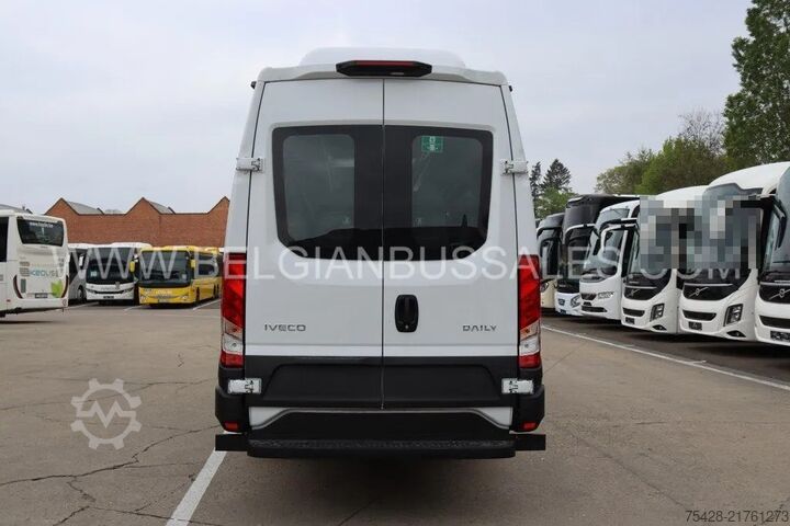 Kleinbus Iveco Daily Line /Airco / USB /Automatic door