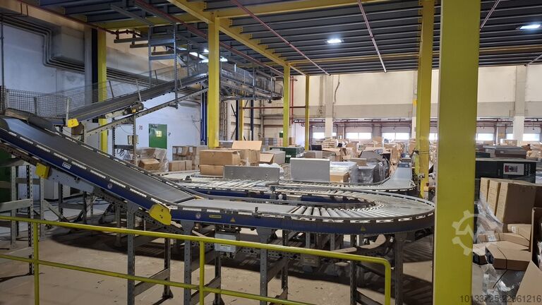 Roller conveyor and conveyor belts SSI Schäfer Typ N425 / N626