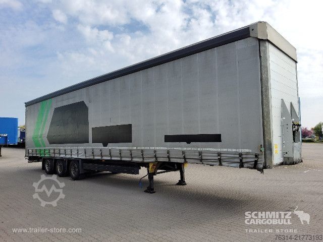 Open semitrailer with tarp Schmitz Cargobull Curtainsider Mega Getränke