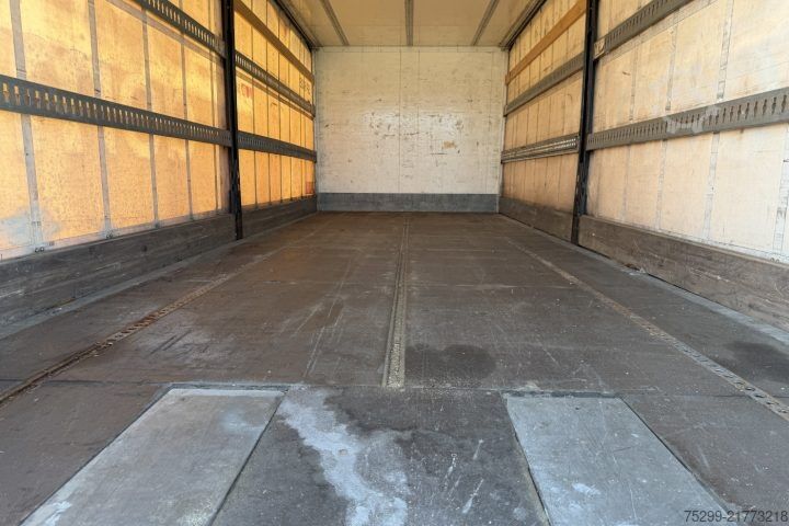 Container Schmitz Cargobull Gotha BDF / Plane