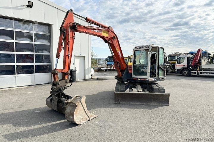 Straßenwalze Kubota KX 251 7.43T Raupenbagger