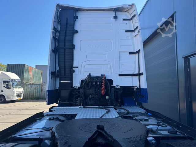 Standard-SZM Volvo FH 460 XL / I-Shift / I-Park Cool / 2 Tanks / T...