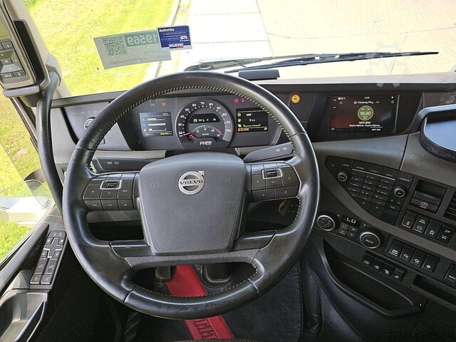 Chassis with cab VOLVO FH 750 6X2 9T FA WB 430