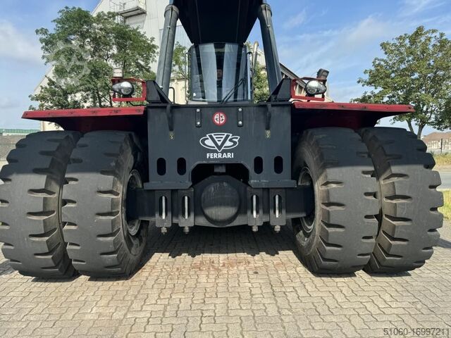 Full-container reach stacker CVS Ferrari F500RS3