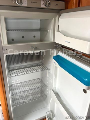 Integrated camper NIESMANN+BISCHOFF Flair 7100 IC  - Fest/Hubbett - Automatik - AHK