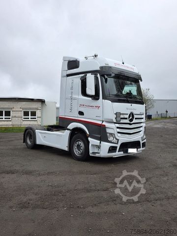 Standard tractor unit MERCEDES-BENZ 1845 , Hydraulik