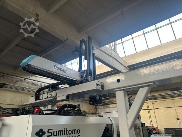 Injection molding machine Sumitomo Demag Systec 350/720-2300