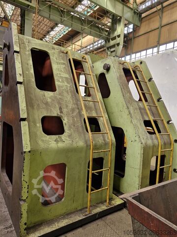 Portalfräsmaschine mit verfahrbarem Ständer SKODA W-250H CNC