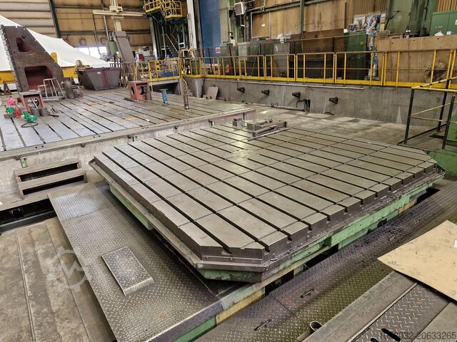 Portalfräsmaschine mit verfahrbarem Ständer SKODA W-250H CNC