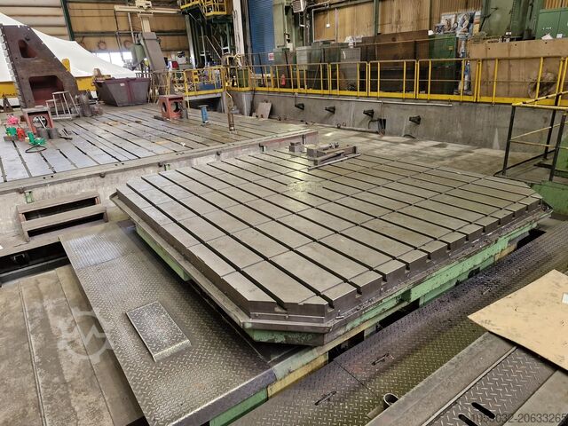 Portalfräsmaschine mit verfahrbarem Ständer SKODA W-250H CNC