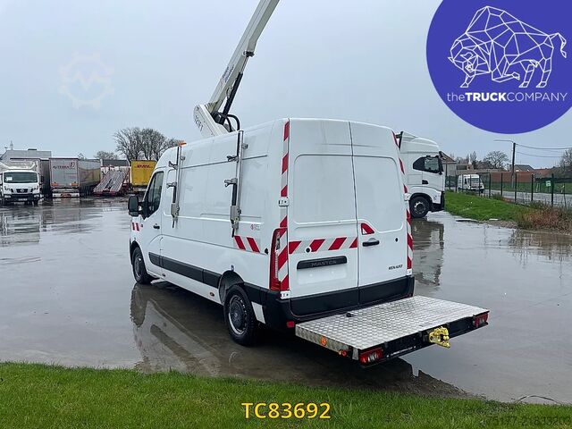 Lifting platform Renault Master 145.35 nacelle