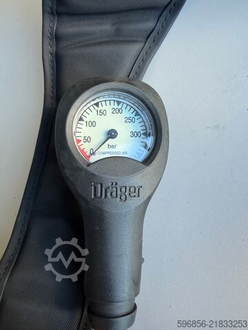 Dräger PSS 7000 portable SCBA 300 bar breathing apparatus Dräger PSS 7000 noszak SCBA 300 bar aparat powietrzny Dräger PSS 7000 noszak SCBA 300 bar aparat powietrzny