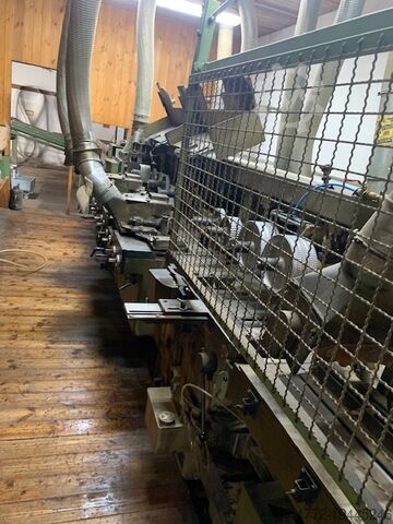 Hobelwerk mit Stapelanlagen Weinig Hydromat 22 B / 8 Wellen