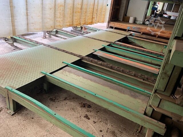 Hobelwerk mit Stapelanlagen Weinig Hydromat 22 B / 8 Wellen