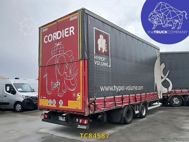 Sliding tarpaulins Fruehauf