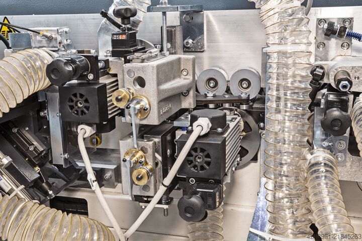 Kantenanleimmaschine Casadei E550 CRT