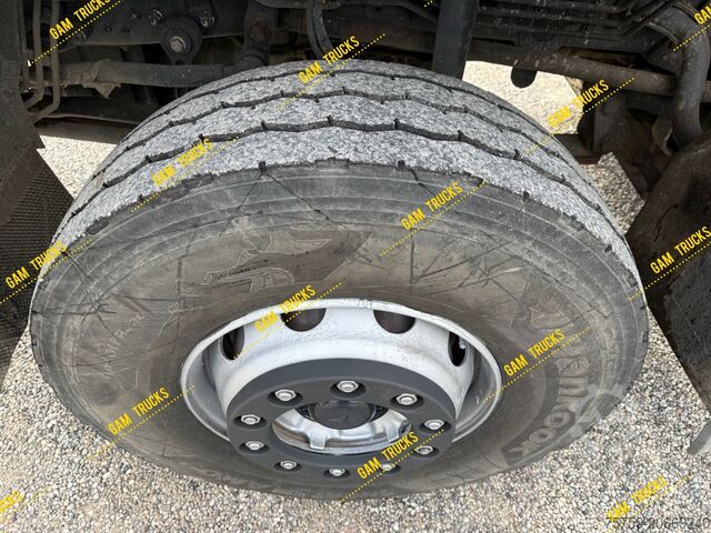 Tipper truck Mercedes-Benz Actros 4146K Kipper 20cbm 40Ton 8x4