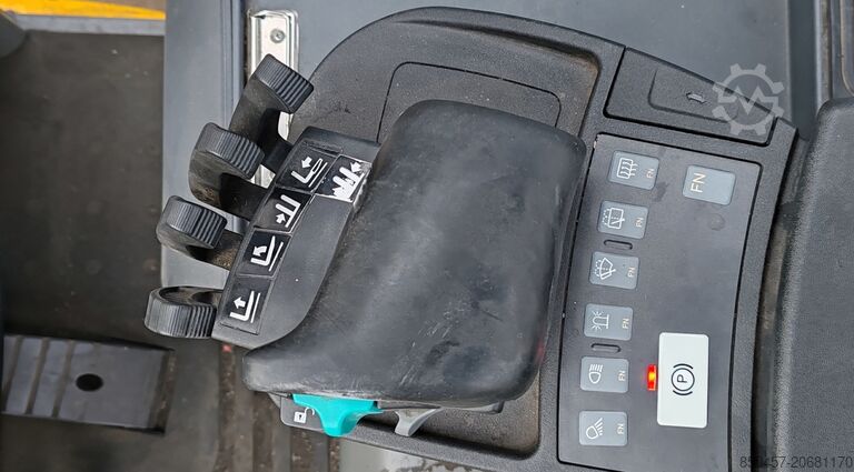 Elektrisch – 3 Räder Jungheinrich EFG 213 LI ION 2022y/ 3.3m/ 8561h/ 4v