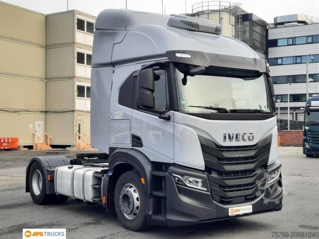 Standard SZM IVECO S-WAY 480 Intarder Standklima 2 x Tank