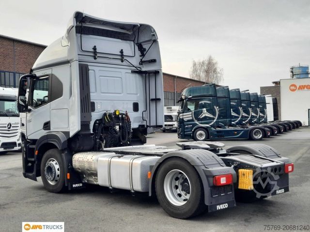 Standard SZM IVECO S-WAY 480 Intarder Standklima 2 x Tank