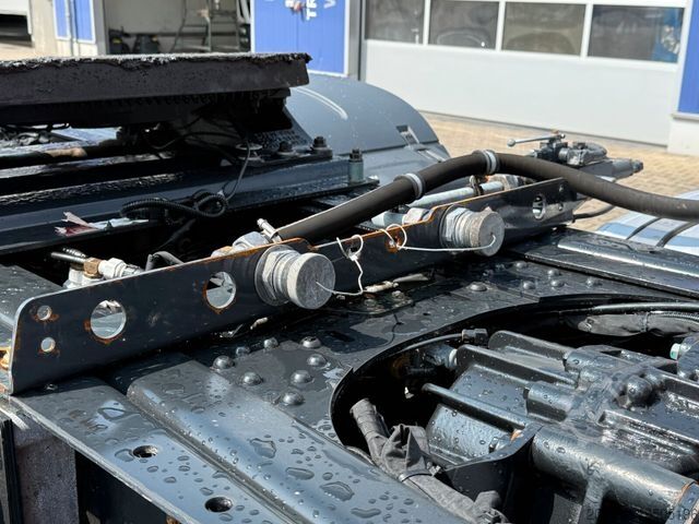 Standard SZM MAN TGS 18.520 4x4 SZM - Kipphyd. Blatt Luft Pritard