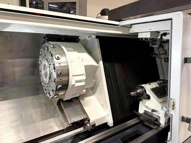 CNC-Drehmaschine Okuma Genos L 300 E-M