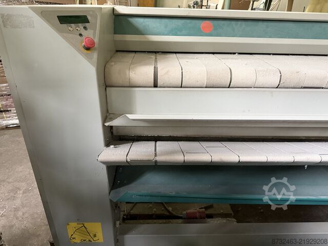 Ironing machine Electrolux IC44825 LF