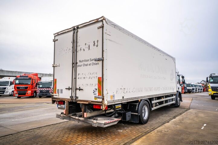 Box body RENAULT D 19 280 WIDE + DHOLLANDIA 3 T.