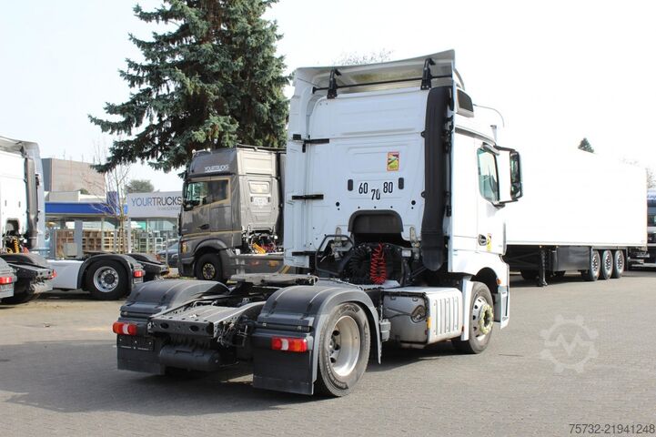 Standard SZM Mercedes-Benz Actros 1843 Retarder   ACC   ADR FL EXII AT