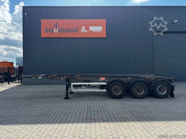 Container transportation Desot 20FT/30FT ADR-Chassis, Liftachse, Heckbundig, 2...