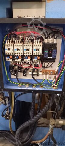 Vertikales Bearbeitungszentrum MAZAK IMPULSE 30 H