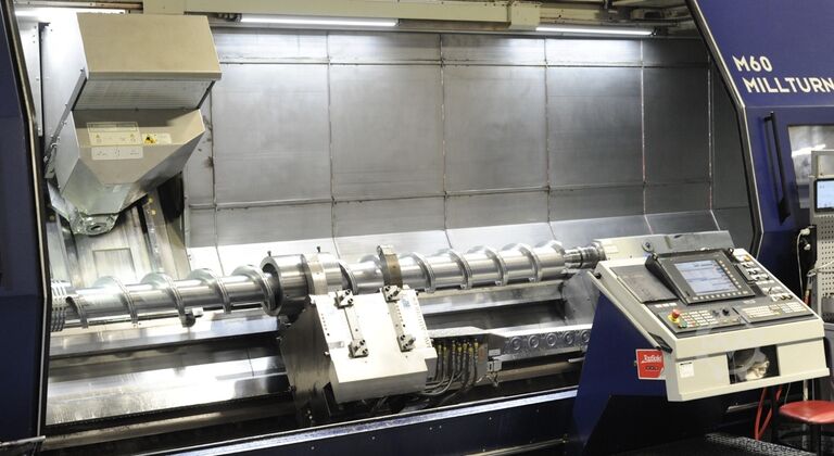 CNC-Dreh- und Fräszentrum WFL Millturn M60 x 4500