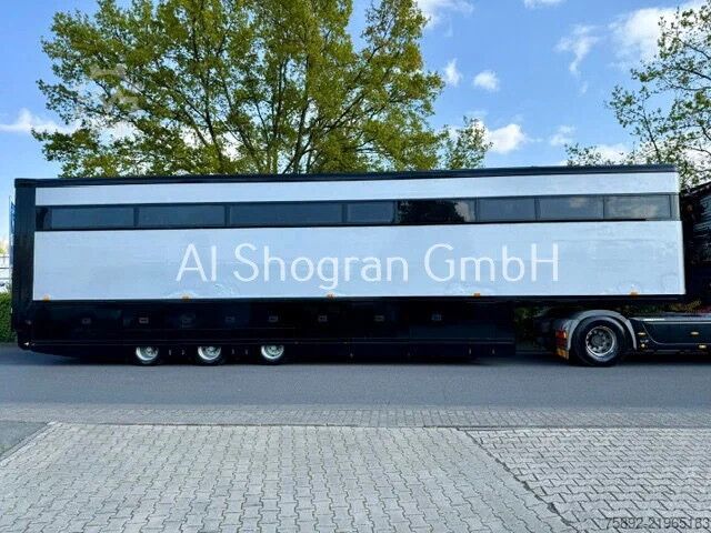 Car carrier van Addcliffe Eng /Motorsport/Rennsportauflieger