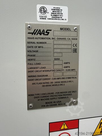 Vertical machining center HAAS UMC-500SS