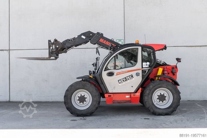 Agricultural telehandler Manitou MLT 635-140V