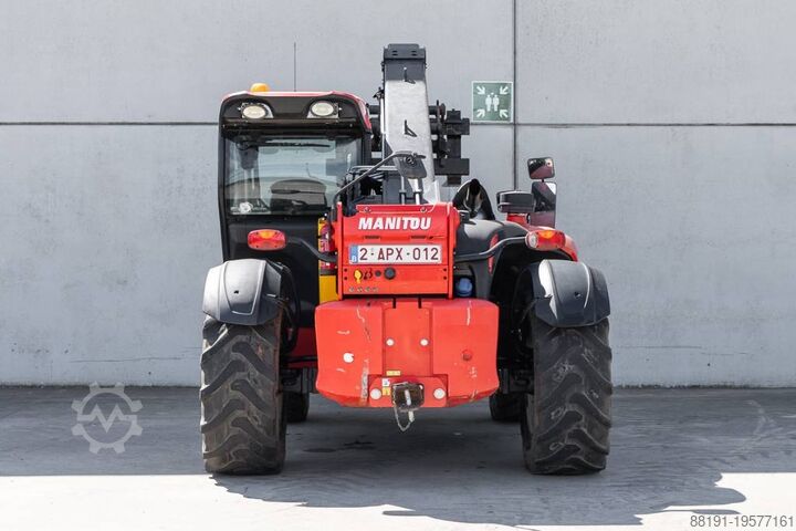 Agricultural telehandler Manitou MLT 635-140V