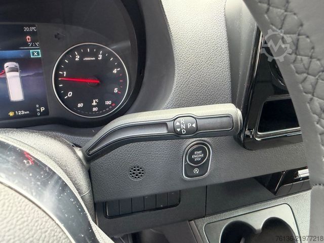High top van MERCEDES-BENZ Sprinter 319 CDI Automatik LED Klima Supermaxi