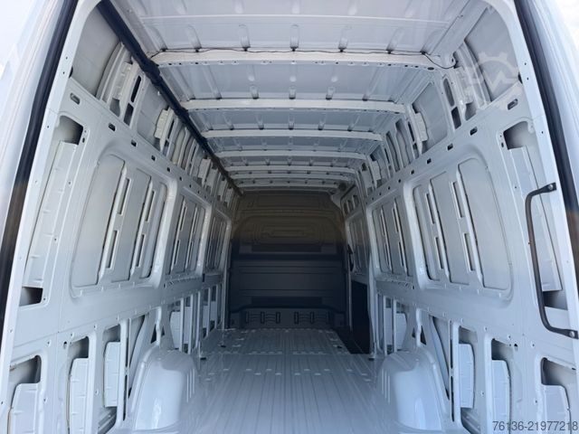 High top van MERCEDES-BENZ Sprinter 319 CDI Automatik LED Klima Supermaxi